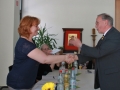 Edith Schäfer erhält Glückwünsche von Sportkreisvorsitzendem Alois Herrmann