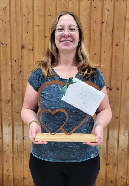 Monika erhält ein Dankeschön